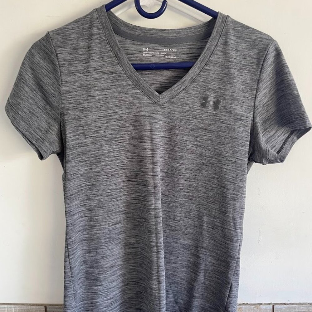 Under Armour HeatGear V Neck T Shirt